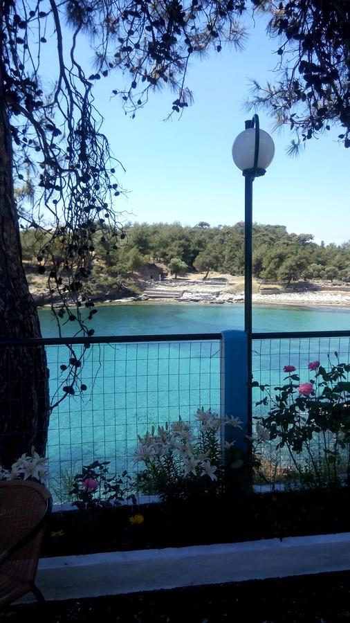 Gorgona Rooms Aliki  Exterior photo